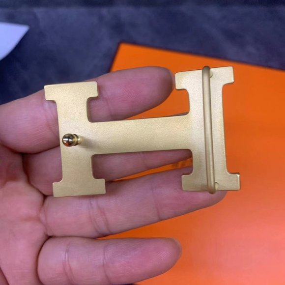 Hermes H Belt with Gold Buckle main image 8
